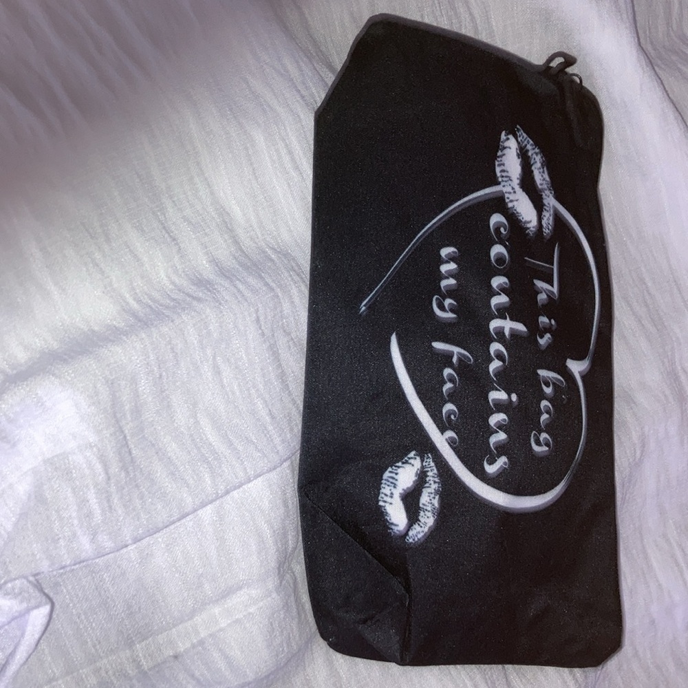 Cosmetic Case Black and White NWOT - Picture 12 of 13